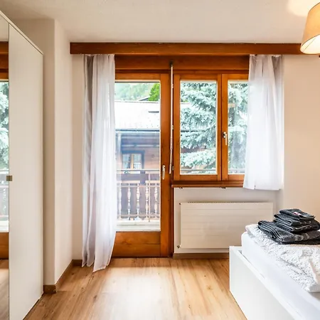 Mountain With Stunning View - By Inspiring Places 체르마트